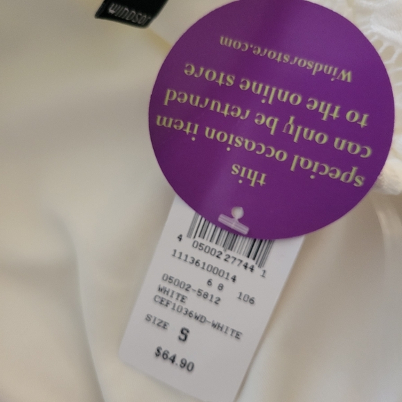 Elegant White Lace Strapless Dress - Picture 3 of 3